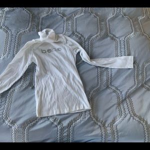 Bebe crystal ribbed turtleneck white size m